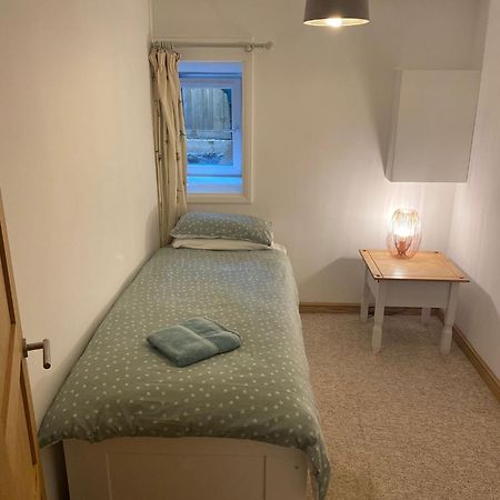 Spacious 2 Bedroom Apartment Near Seafront Пензанс Экстерьер фото